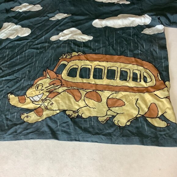 Men's My Neighbor Totoro Shirt Large Scenic Short Sleeve Button Up Ghibli Catbus - Picture 6 of 9